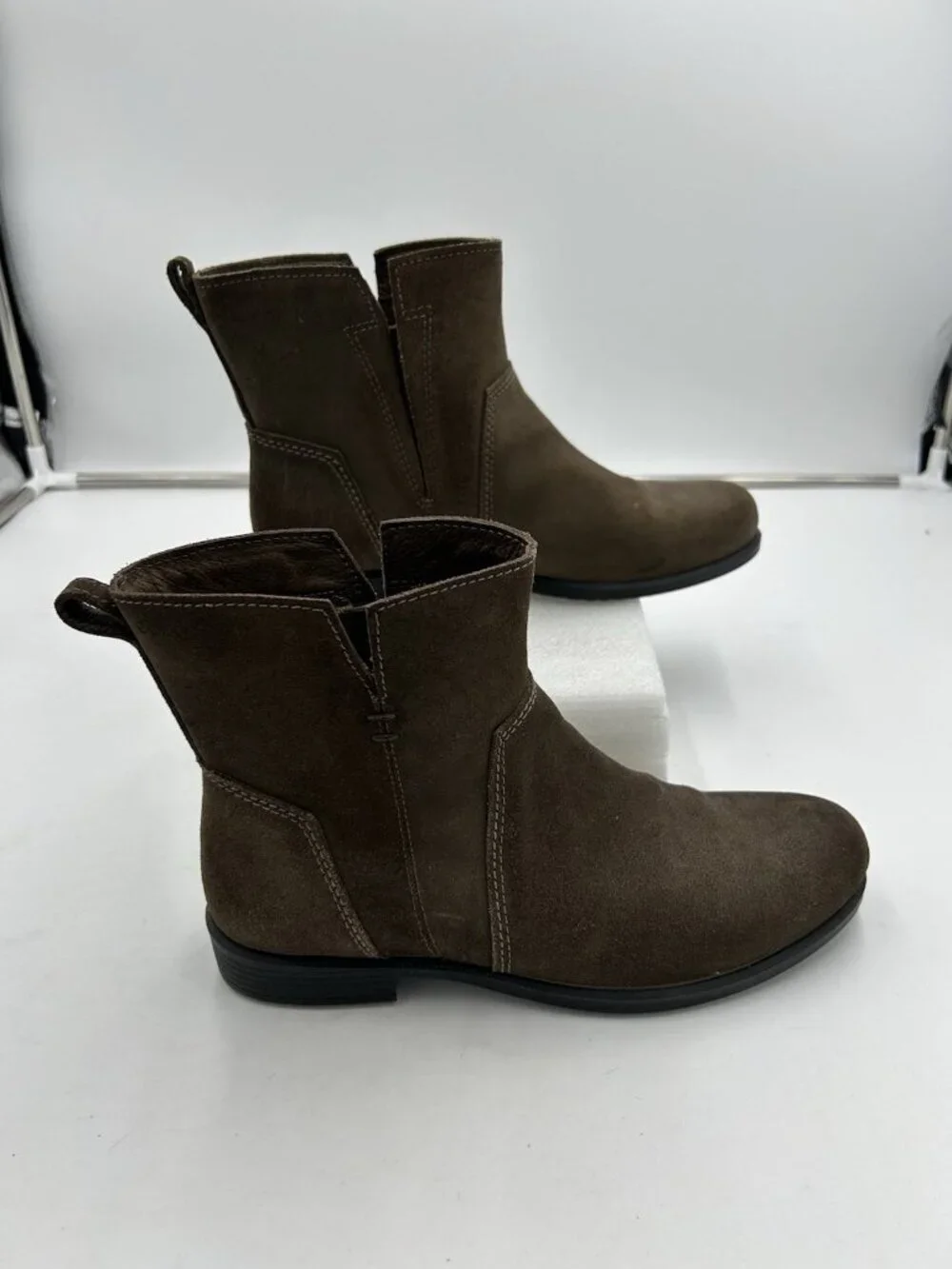 ECCO Touch 15 Brown Suede Chelsea Ankle Boots Comfort Pull On EU 40 US 9-9.5 NEW